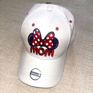 Disney Minnie Mouse Mom Hat White Red Bow NWT Adjust Velcro Baseball Park Day